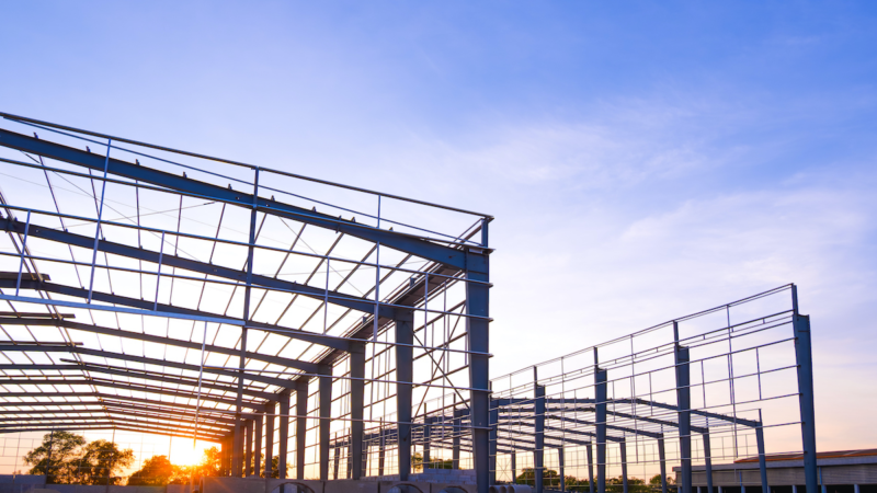 Panel sandwich en naves industriales